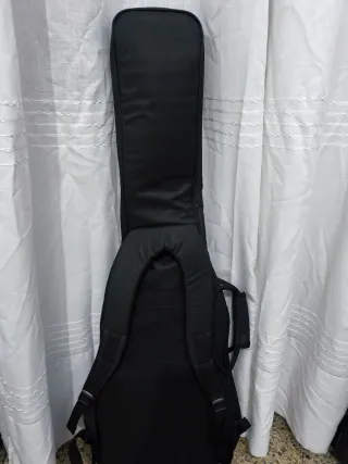 Guitarra Cort X700 Fishman Pickups Impecable