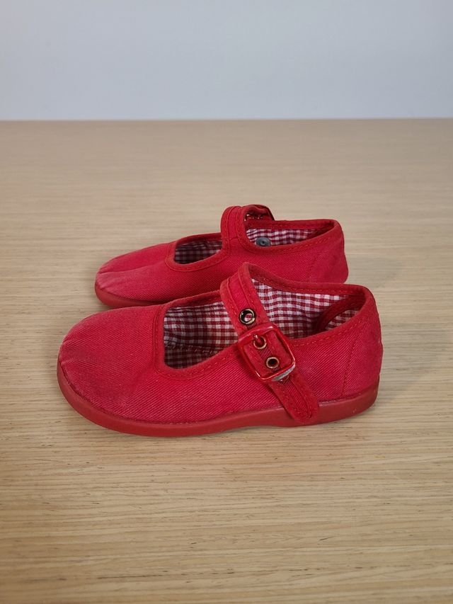 Zapatillas de verano para niña