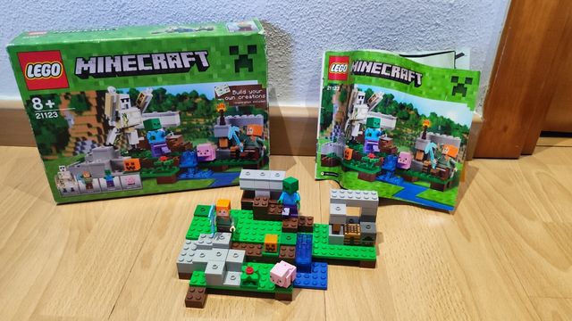 Lego Minecraft 21123