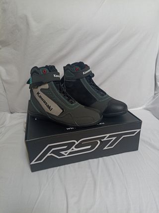 Botas Kawasaki mujer: ¡Nuevas! N° 40