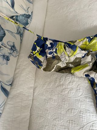 Vestido corto estampado flores-amarillo