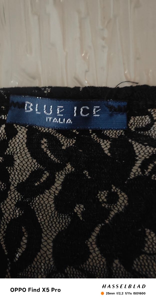 Vestito nero in pizzo e jersey