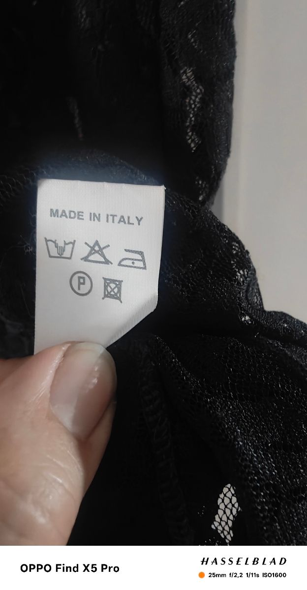 Vestito nero in pizzo e jersey