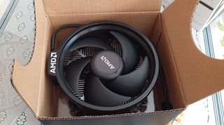 Procesador AMD Ryzen 5 3.6GHz y disipadores 