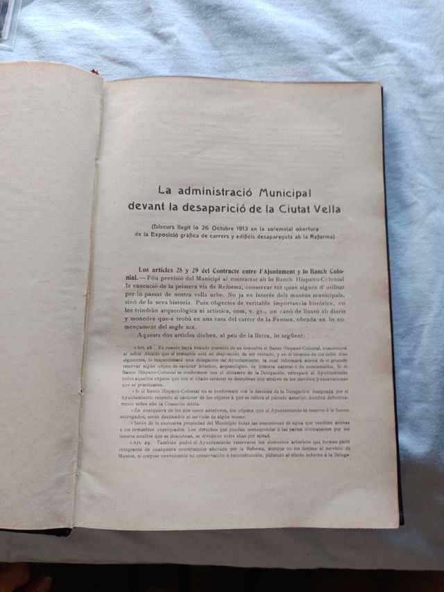 1913 LA VIA LAYETANA Substituint als carrers