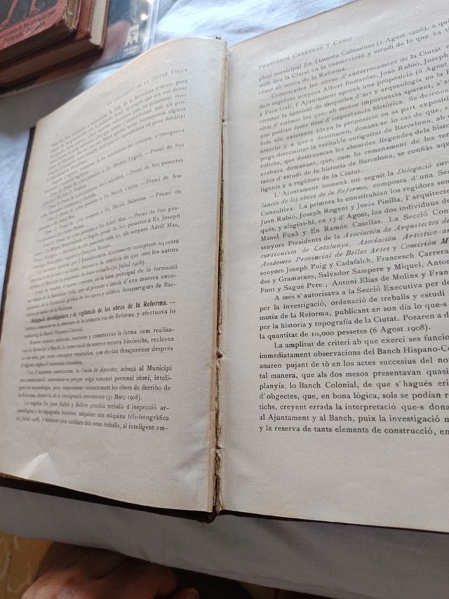 1913 LA VIA LAYETANA Substituint als carrers