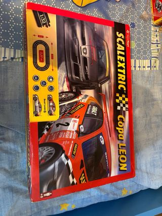 Scalextric Pro - Coches & Circuitos