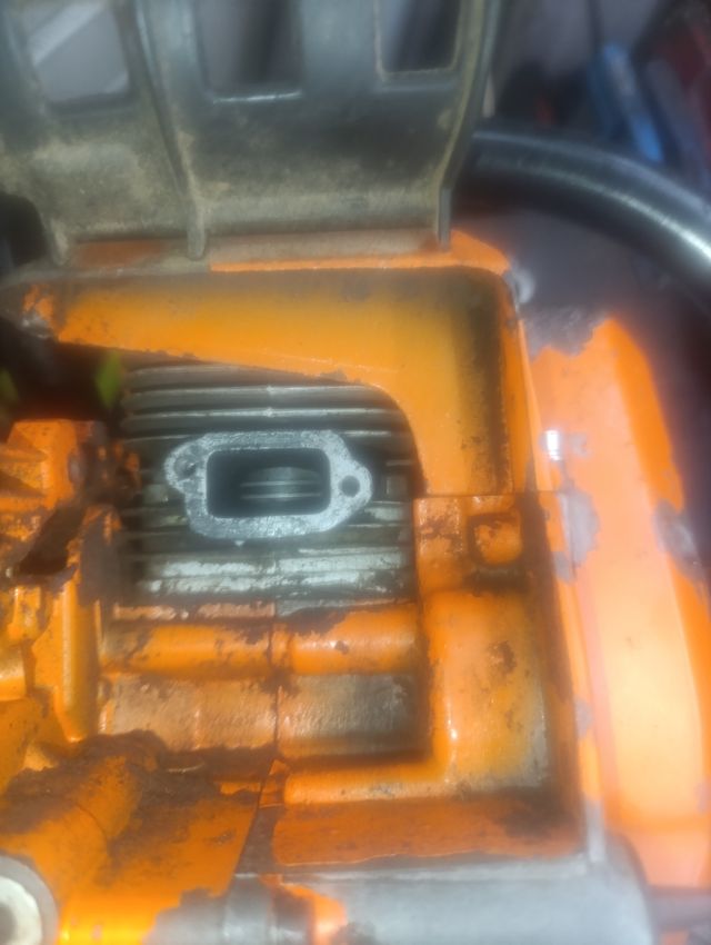 Motosierra Oleo-Mac: potente y fiable