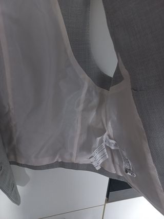 Chaleco Zara gris talla M
