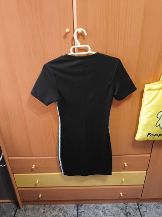 Vestido negro PULL&BEAR XS
