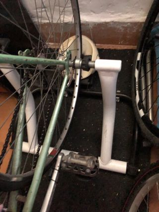 Rodillo bici Bkool - Soporte Bicicleta