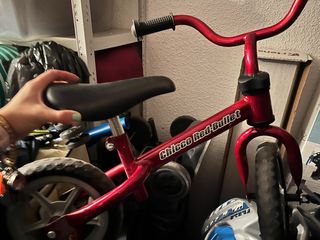 Bicicleta sin pedales Chico Red Bullet