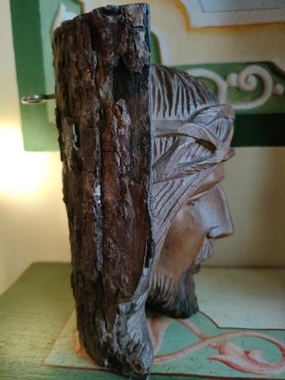 Volto Gesù in legno intagliato a mano vintage
