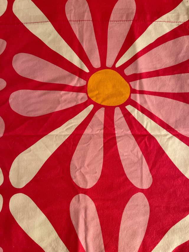 Nórdica Agata Ruiz de la Prada - Rosa y Roja