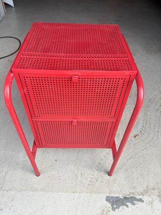 Mesilla noche roja metal