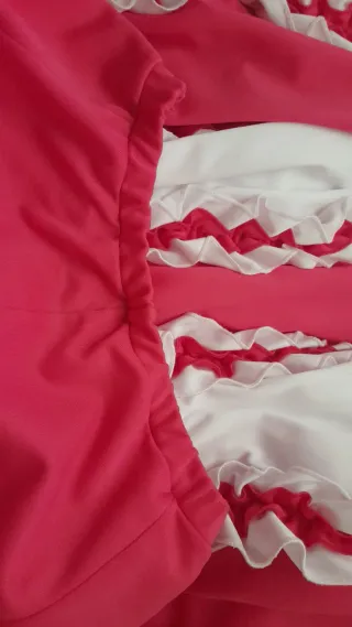 Falda fucsia y blanca flamenco