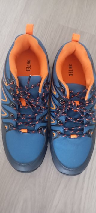 Zapatillas montaña trekking talla 39