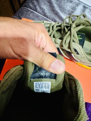 Zapatillas Adidas 750 - Verde Oliva -