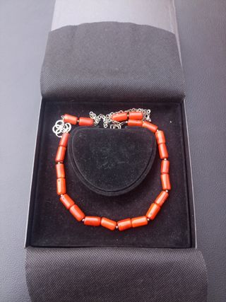 Collar coral rojo plata