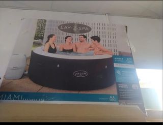 Spa portátil Intex Miami 2-4p como nuevo