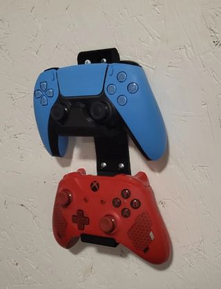 Soporte Pared Mandos PS5 Xbox