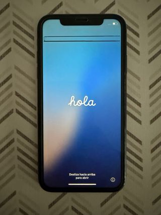 iPhone 11 Negro 64GB, pantalla con dos rayas negra