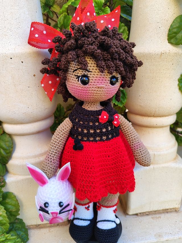 Muñeca amigurumi crochet