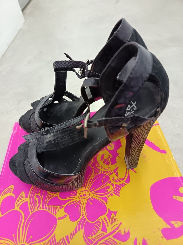 Tacones negros Top Fashion by Yonger