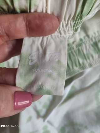 Bañador con etiquetas
