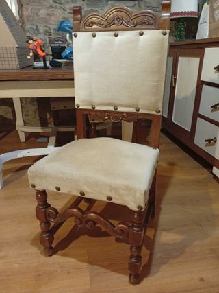 Mesa + 6 sillas comedor antiguas