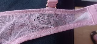 Sujetador rosa  triangular de encaje