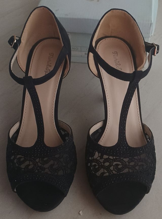 Sandali  neri pizzo e strass neri tg 40