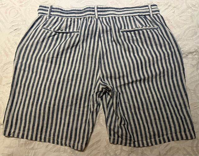 pantalon corto azul-blanco hombre,talla M-L