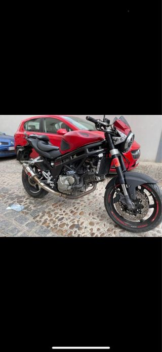 Hyosung Comet GT650 edicion limitada!!!