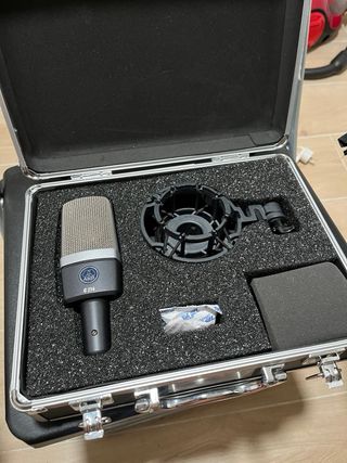 Micro AKG C214 - Estudio Grabación