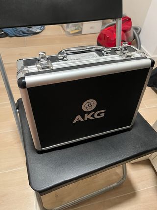 Micro AKG C214 - Estudio Grabación