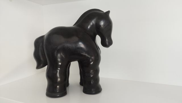 Escultura Caballo Estilo Botero