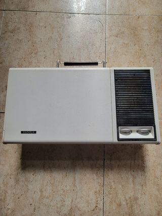 - Radio y tocadiscos