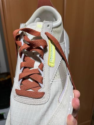 Reebok Classic Leather - Beige/Marrón - EU 37