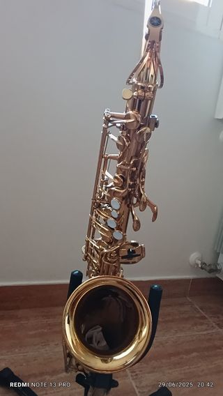 Saxo alto Yamaha YAS-32 dorado