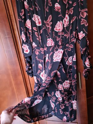 Vestido Zara flores rosa-negro