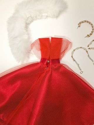 Vestido y accesorios para Barbie 