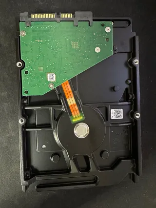 Disco Duro Seagate SkyHawk 2TB 3.5"#M3WS44