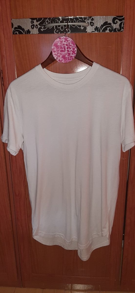 Camiseta blanca hombre - Talla M / L redonda abajo