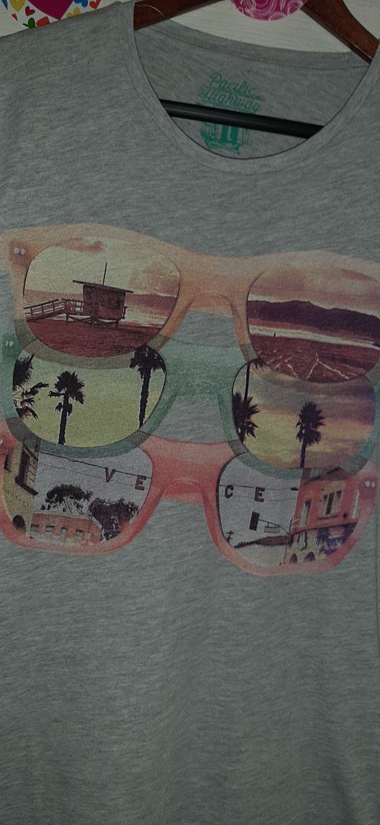 Camiseta gafas gris