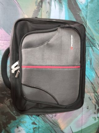 Funda portátil negra