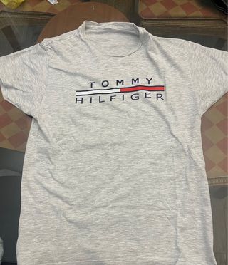 Camiseta Tommy Hilfiger Gris
