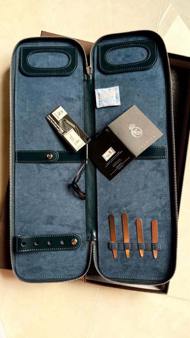 Corbatero Piel Real Madrid