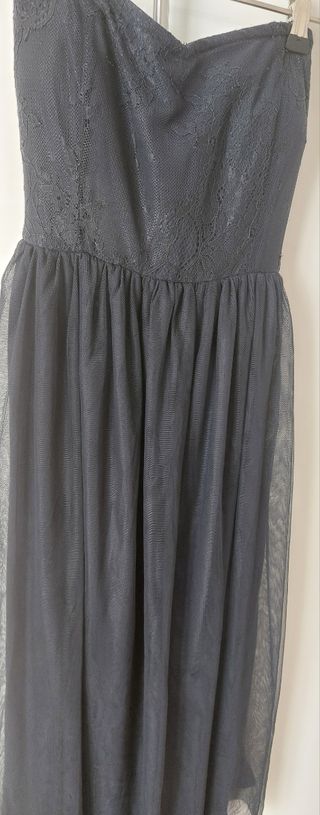 Vestito blu notte in pizzo e tulle