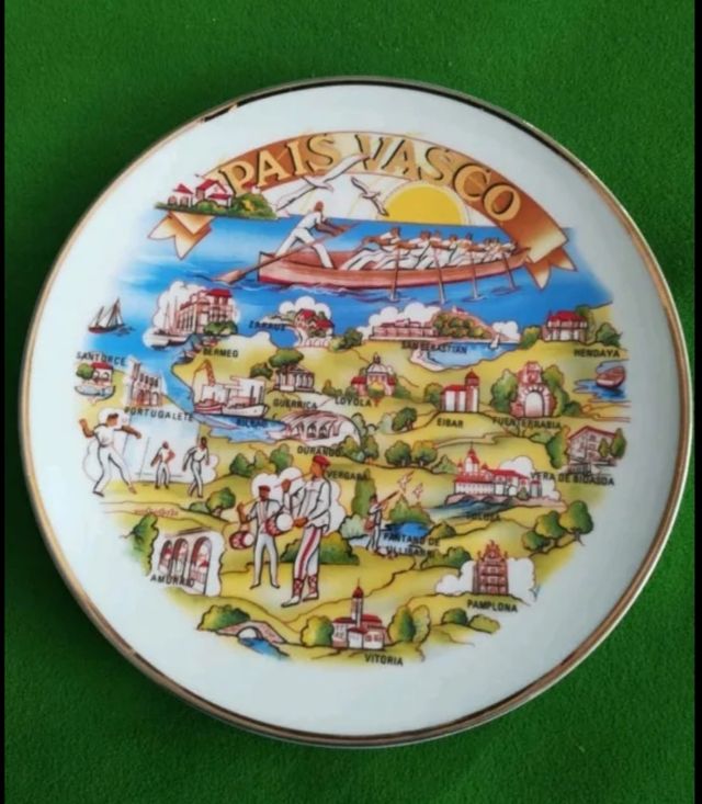 Plato decorativo País Vasco